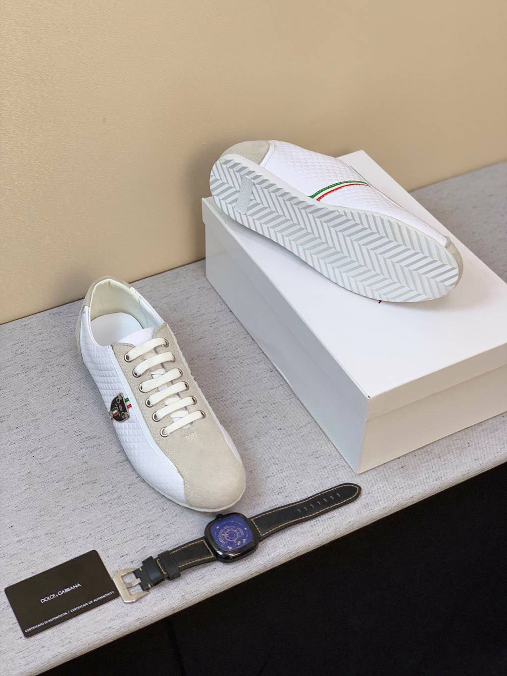 D*G sneaker